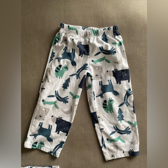 Carter’s Two Piece Fleece Pajamas Size 3T - Picture 6 of 7